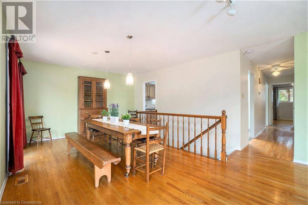 Ottawa, ON K2B6W9,2748 HOWE Street