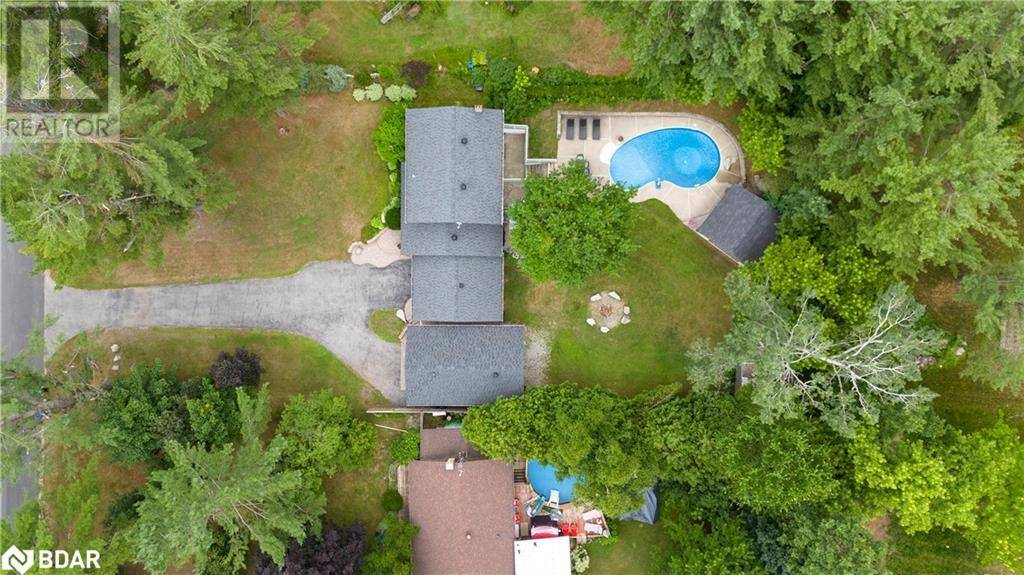 31 LAWRENCE Avenue, Minesing, ON L9X0W4