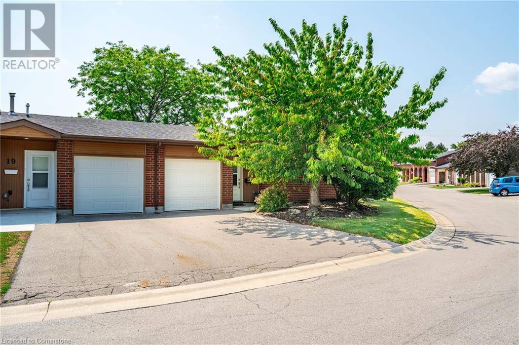 1 ARCHDEACON CLARK Trail, Hamilton, ON L9B2M2