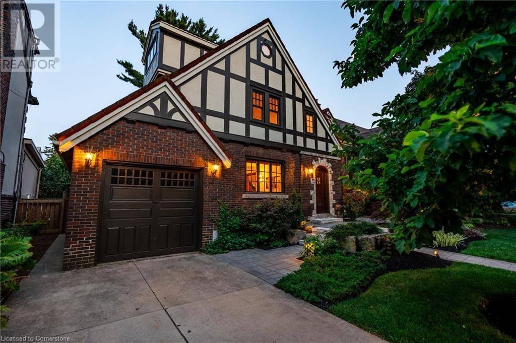 Hamilton, ON L8S4B7,154 DALEWOOD Crescent