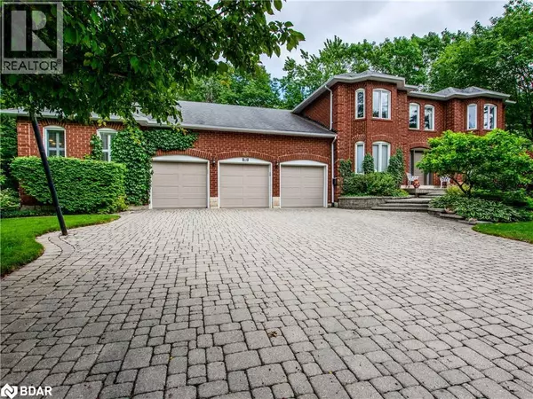 68 ALANA Drive, Springwater, ON L9X0S1