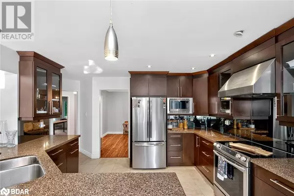 Brampton, ON L7A1G4,7 BANINGTON Crescent