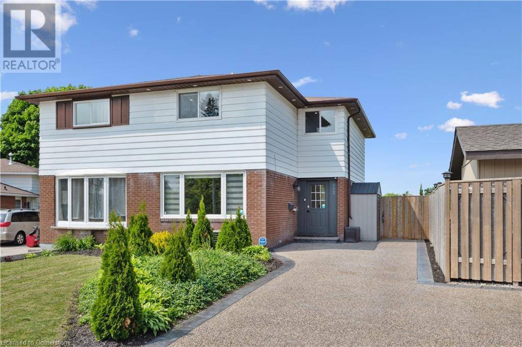 Kitchener, ON N2M2G1,122 MOOREGATE Crescent