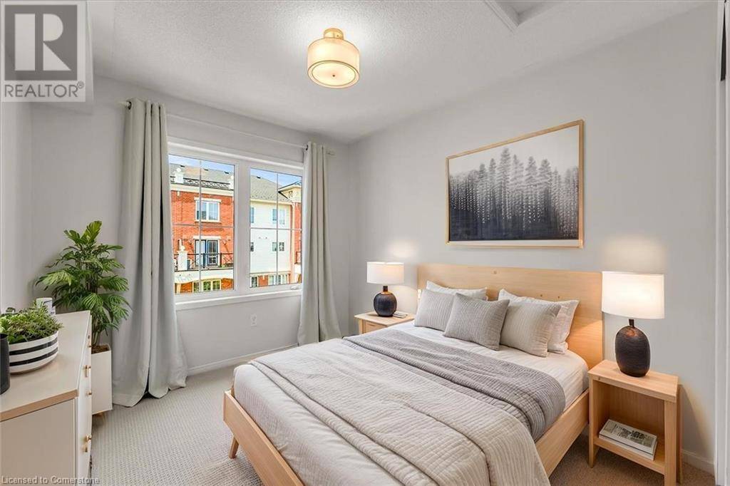 Oakville, ON L6H0J2,2468 POST RD #14