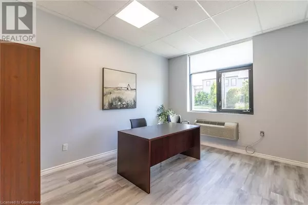 Guelph, ON N1L0P3,64 FREDERICK DR #4