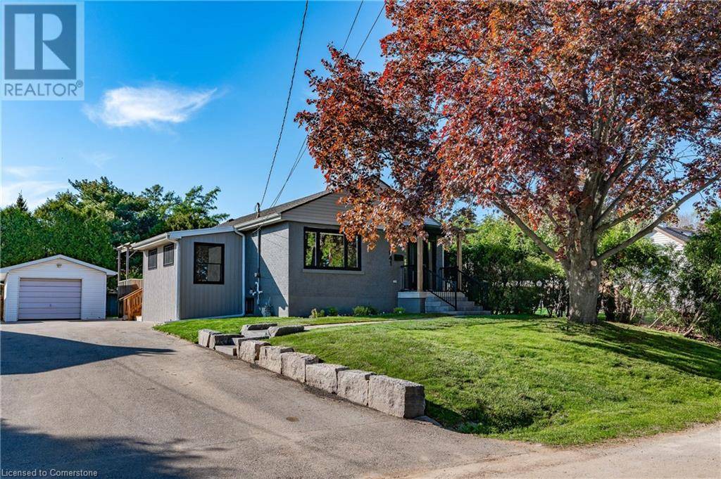 1041 SHEPHERD'S Drive, Burlington, ON L7T3R4
