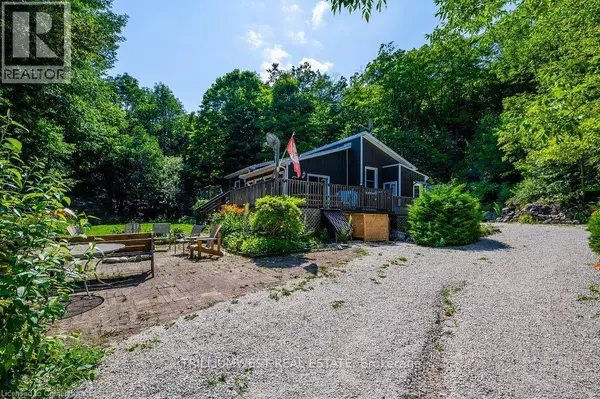 11 14TH Avenue, South Bruce Peninsula, ON N0H2T0