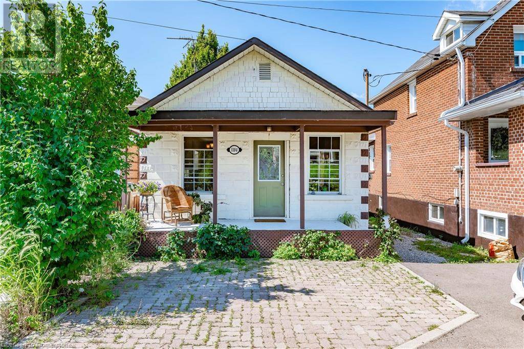 1104 HAIG Boulevard, Mississauga, ON L5E2M5
