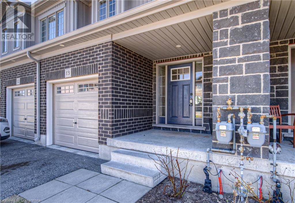135 HARDCASTLE DR #13, Cambridge, ON N1S0B6