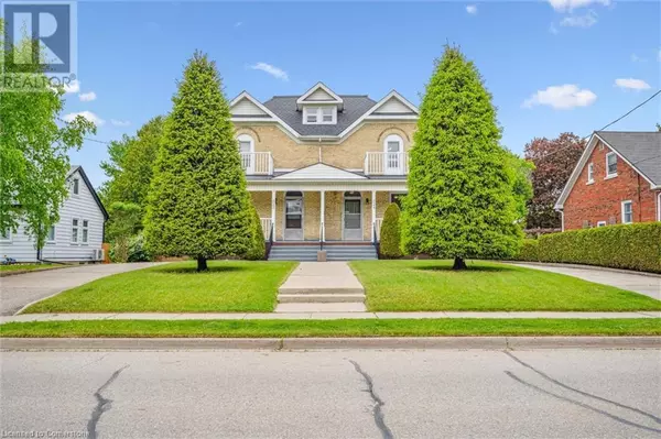 Cambridge, ON N3H2B4,622 - 624 DOLPH Street N