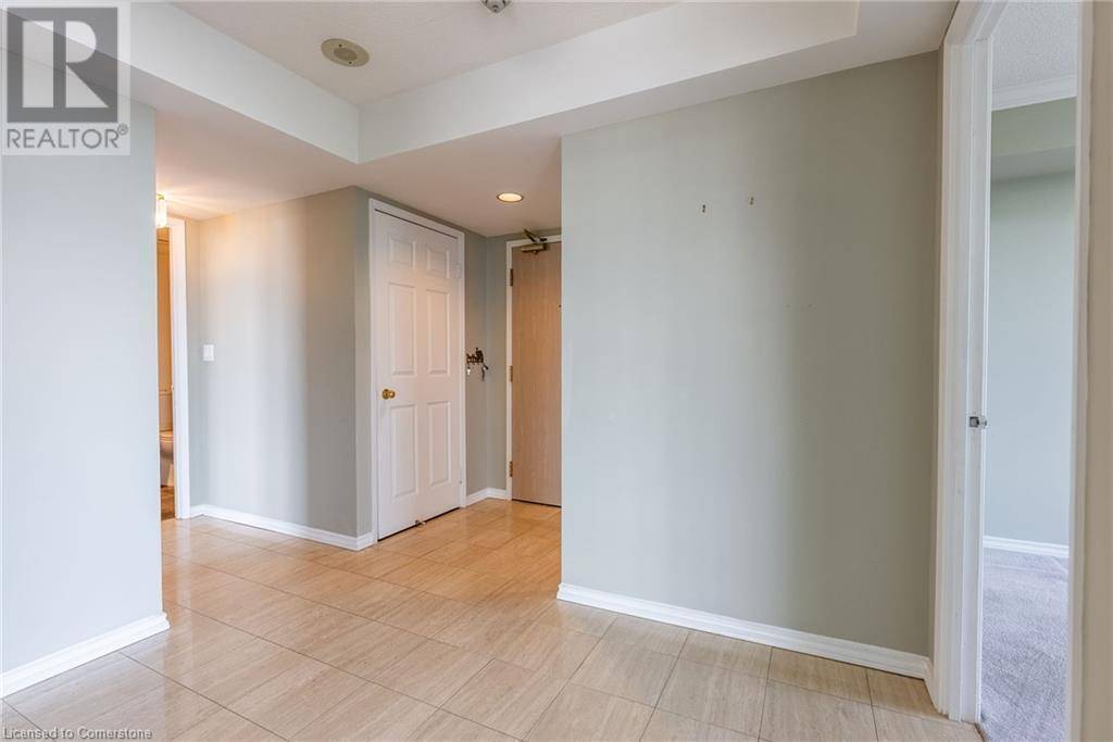 Mississauga, ON L5J4R4,1271 WALDEN CIR #PH108