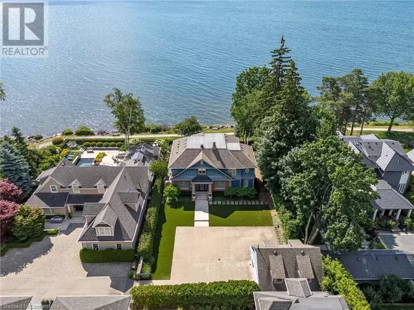 6 CHARTWELL Road, Oakville, ON L6J3Z4