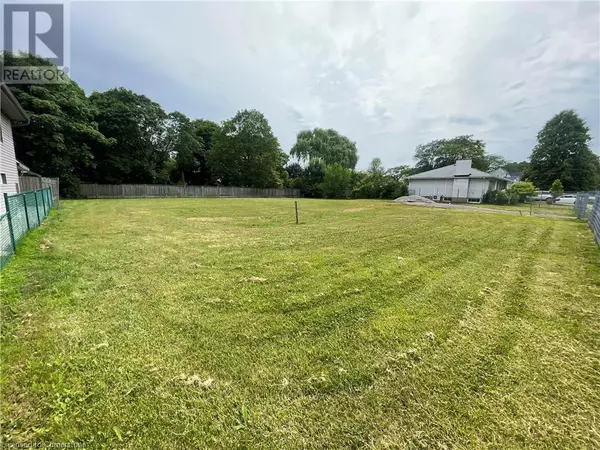 St. Catharines, ON L2M2P2,374A LINWELL Road