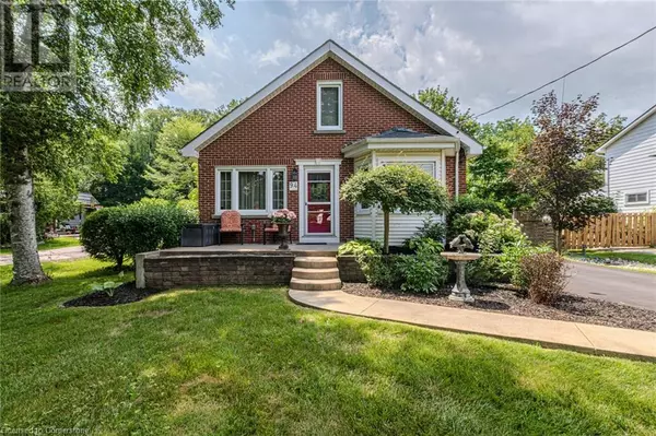 94 QUEENSWAY Road E, Simcoe, ON N3Y4M6