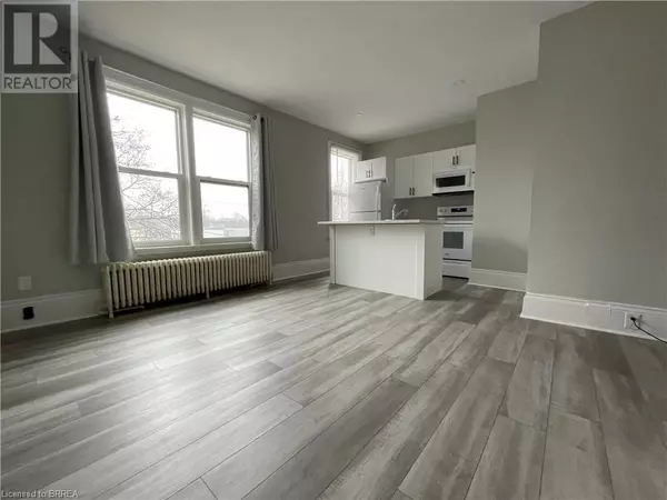 Brantford, ON N3T2R1,59 SHERIDAN Street