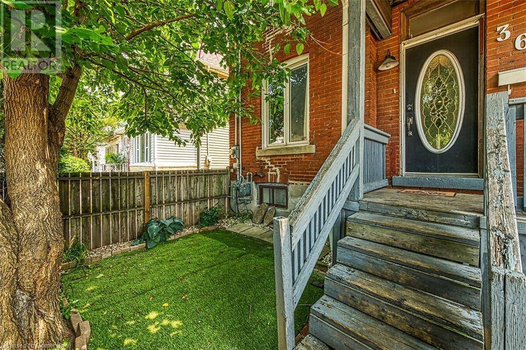 368 EMERALD Street N, Hamilton, ON L8L5L7