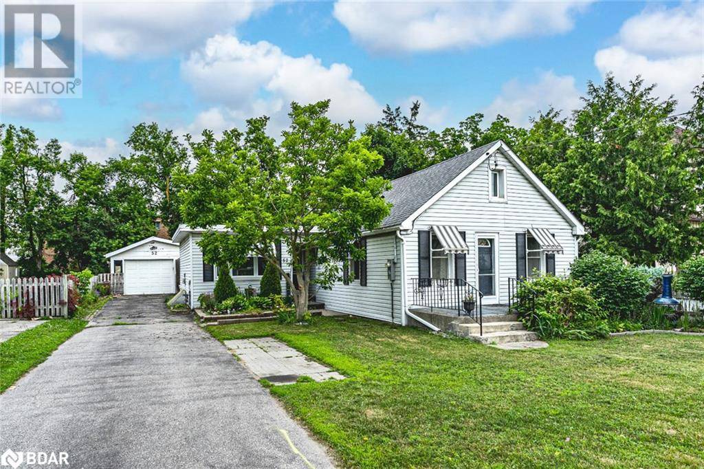 52 DONALD Street, Barrie, ON L4N1E3