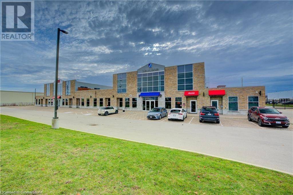 Burlington, ON L7N3V1,860 CUMBERLAND Avenue