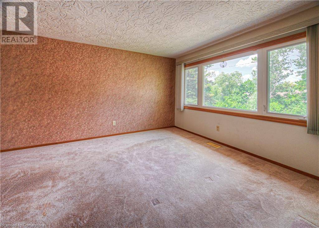 Kitchener, ON N2P1A1,791 DOON VILLAGE Road