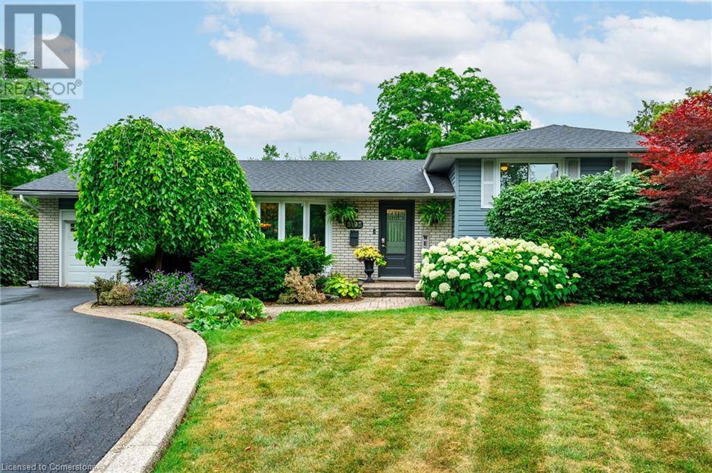 Burlington, ON L7L3P9,5195 CEDARBROOK Crescent