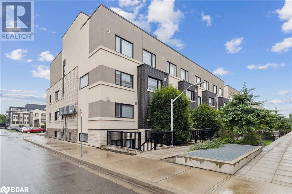 1133 COOKE BLVD #817, Burlington, ON L7T0C3