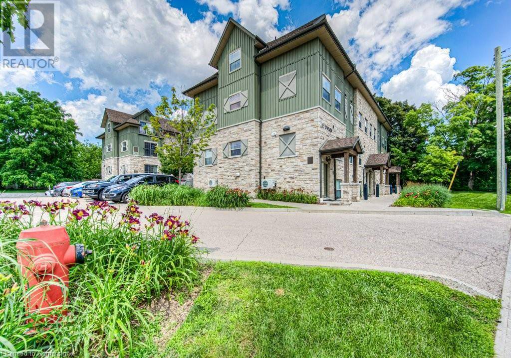 112 UNION ST East #A103, Waterloo, ON N2J1C5