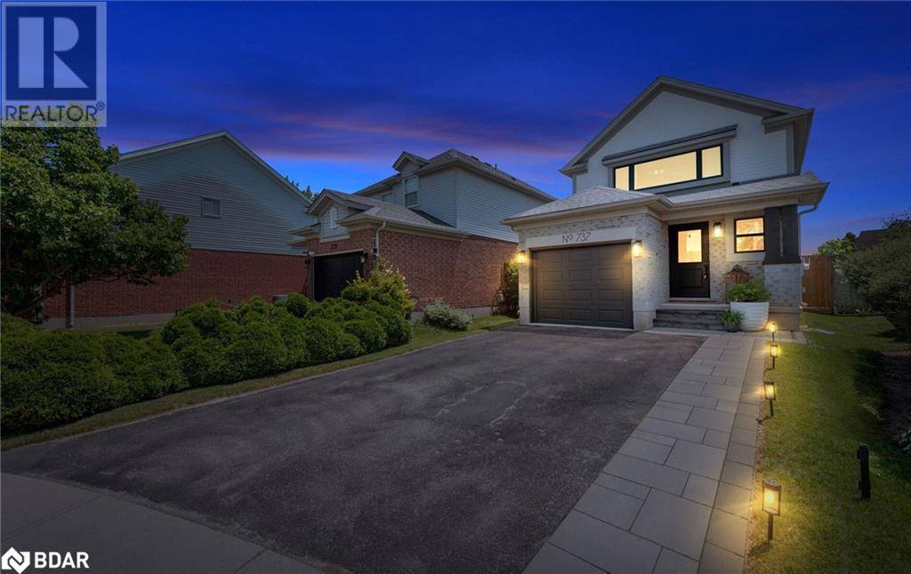 737 FAIRWAY Court, Kitchener, ON N2A4B4