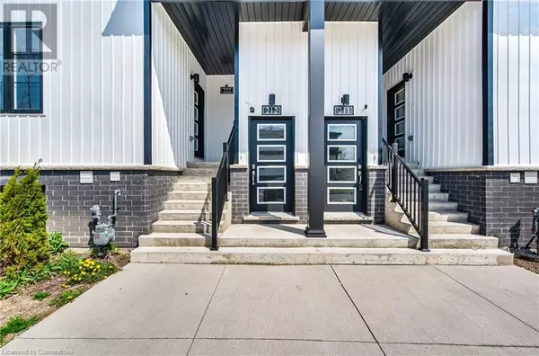 4263 FOURTH AVE #212, Niagara Falls, ON L2E0C2