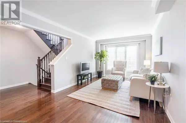 Ancaster, ON L9K0C4,69 HEPWORTH Crescent