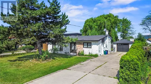 523 PINEGROVE RD #Upper, Oakville, ON L6K2C2