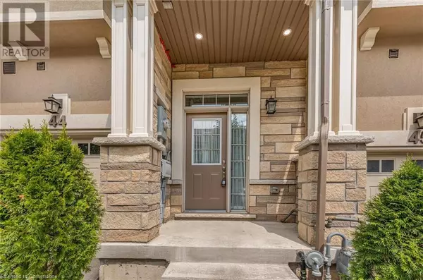 Ancaster, ON L9G0H5,515 GARNER RD West #44