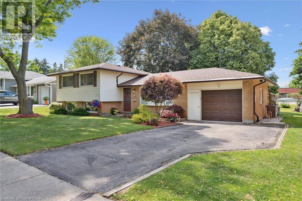 Kitchener, ON N2M4L8,201 STONYBROOK Drive