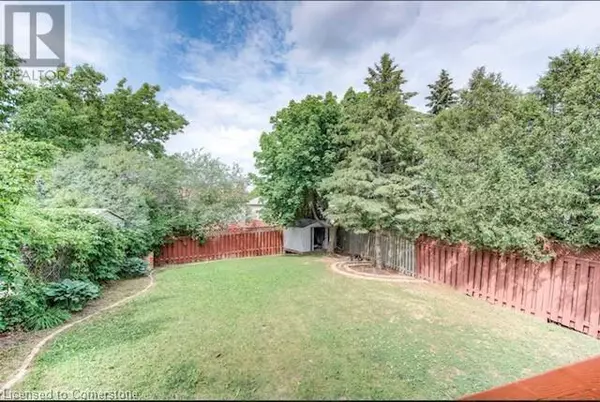 Waterloo, ON N2T1W2,494 OLD ORCHARD Place