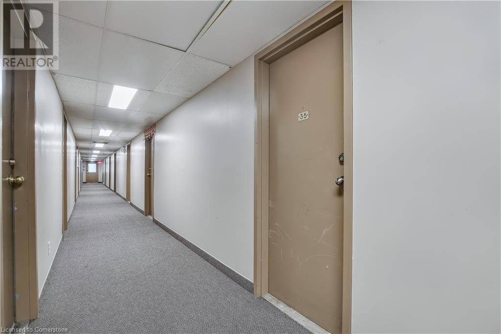 Kitchener, ON N2E3J1,67 VALLEYVIEW RD #35