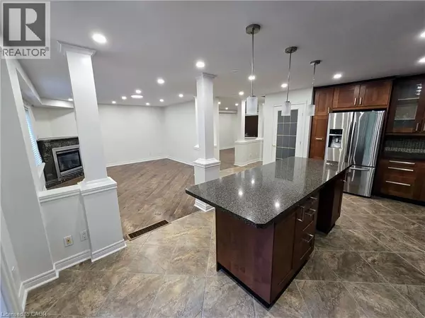 Cambridge, ON N1P1E8,157 LANGLAW Drive