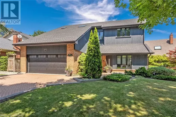 275 ALEXANDER Court, Burlington, ON L7R4G1