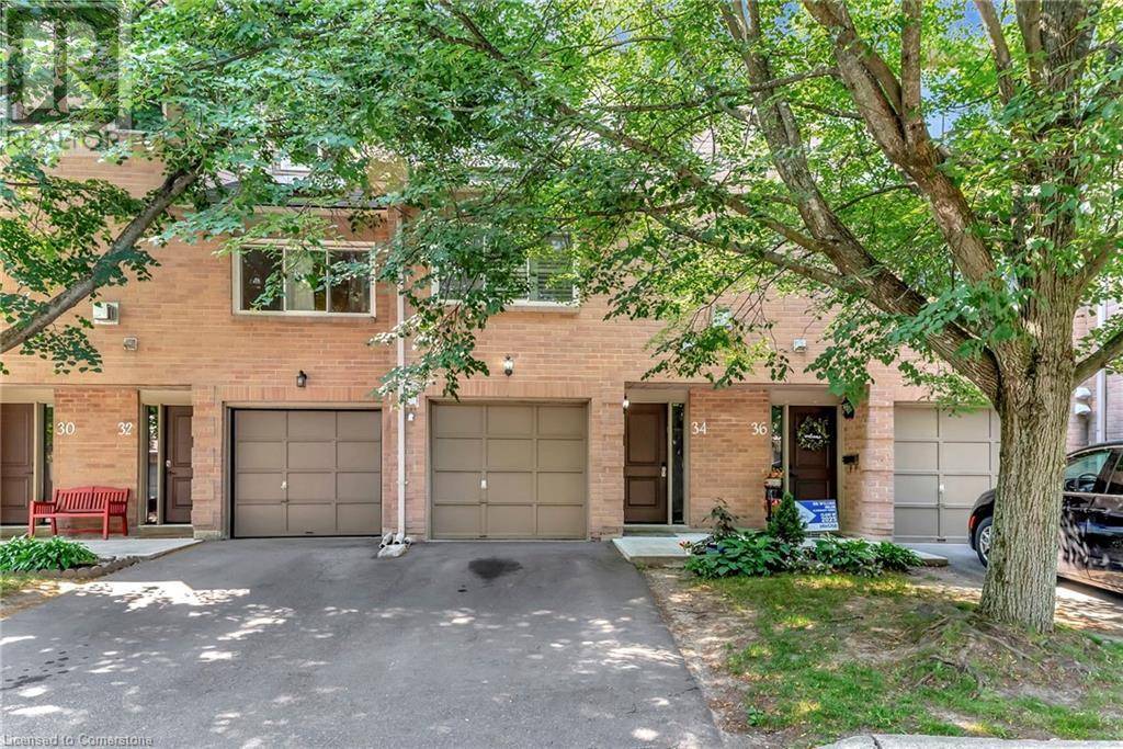 26 MOSS BLVD #34, Dundas, ON L9H6W7