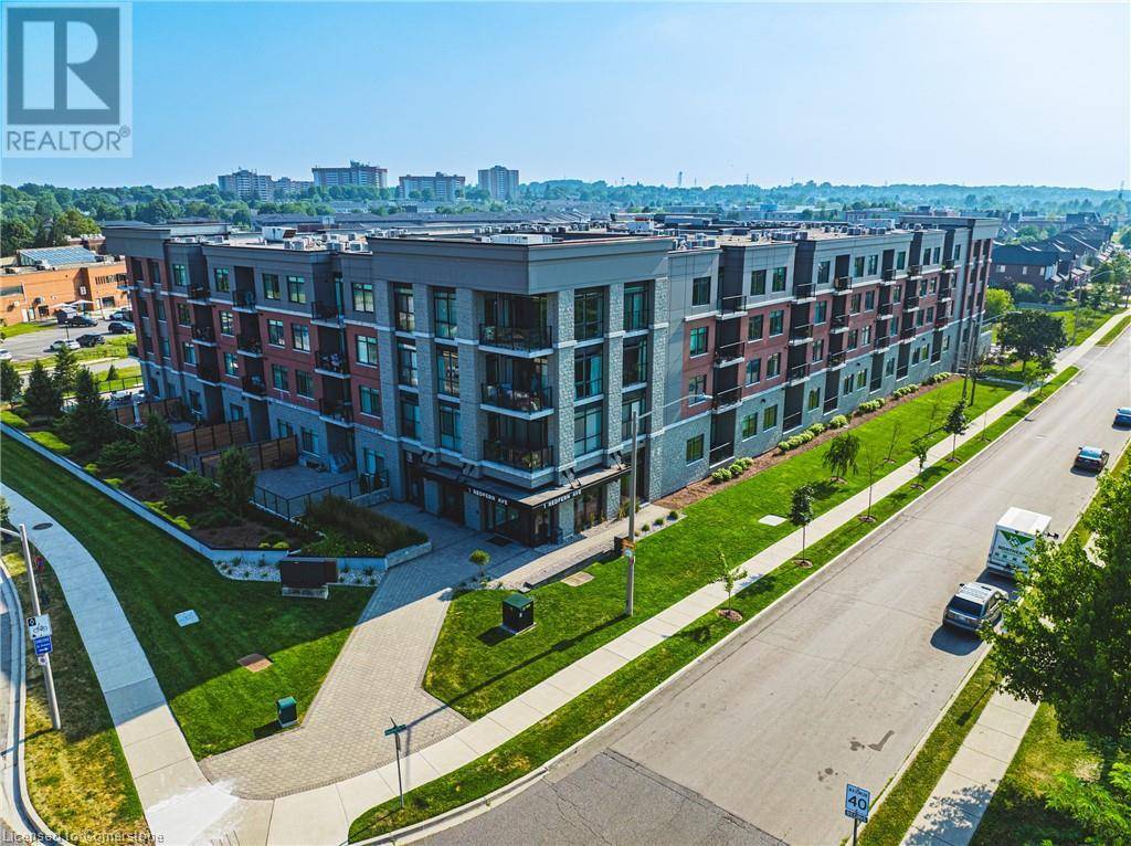 1 REDFERN AVE #312, Hamilton, ON L9C0E6