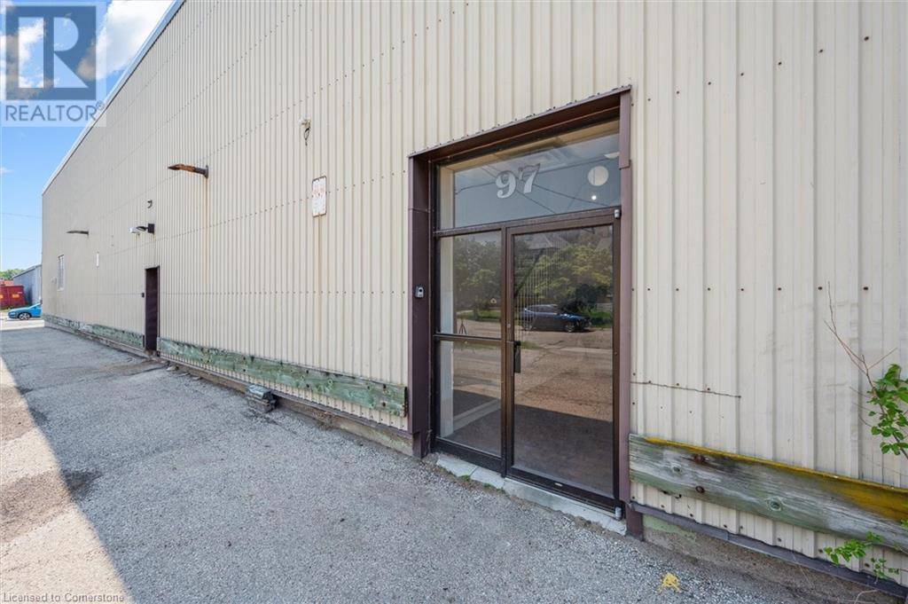 Kitchener, ON N2H5K9,326 WELLINGTON Street N