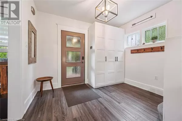 Kitchener, ON N2M1X2,37 BROCK Street