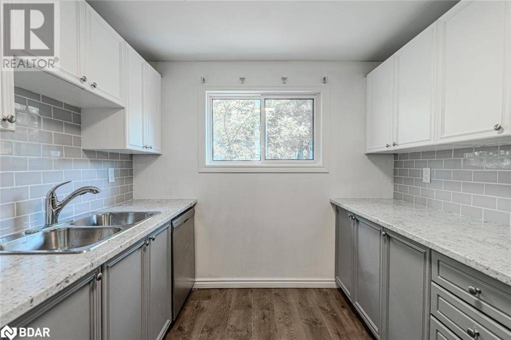Barrie, ON L4N6W4,7 PARTRIDGE Road