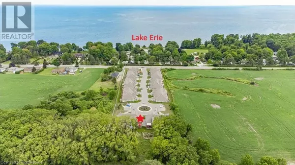 Port Dover, ON N0A1N0,744 NELSON ST West #18
