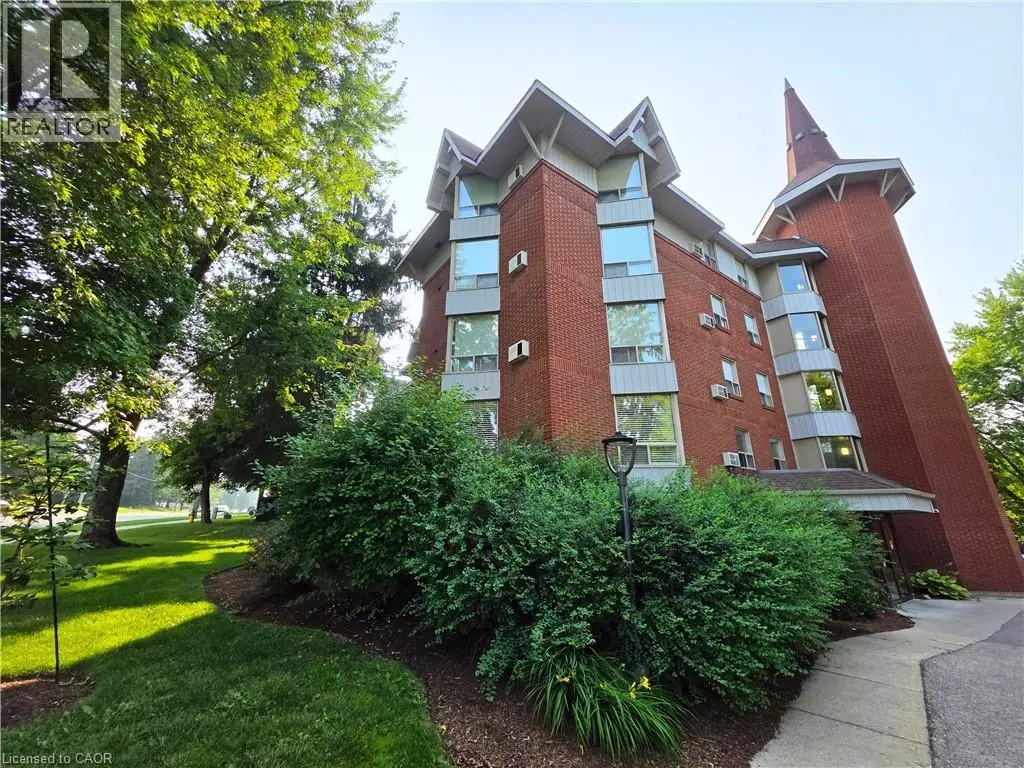 Waterloo, ON N2L1W6,384 ERB ST West #102