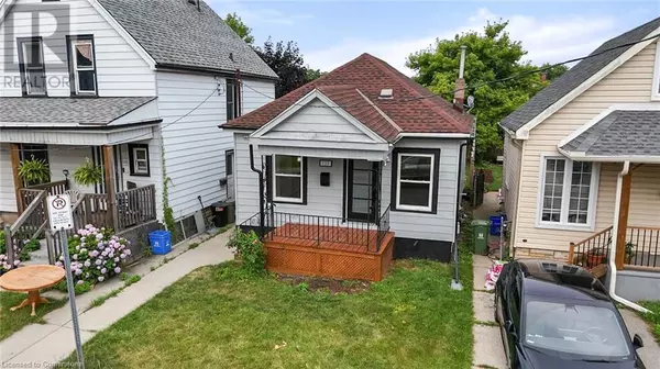 Hamilton, ON L8H5A6,133 BARONS Avenue N