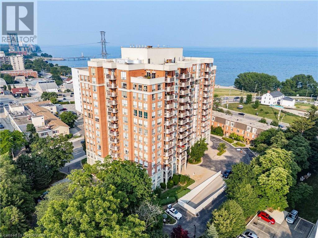 Burlington, ON L7S2L7,442 MAPLE AVE #401