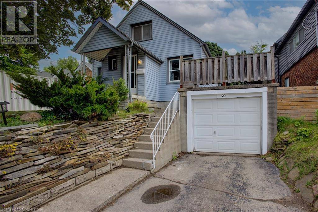 20 DUNHAM Avenue, Kitchener, ON N2H2A1