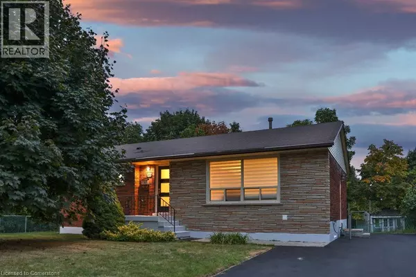 Burlington, ON L7L4T3,419 ERINDALE Drive
