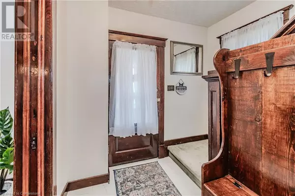 Kitchener, ON N2H2W9,51 CEDAR Street N