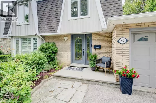 Kitchener, ON N2A2V1,96 MANOR Drive