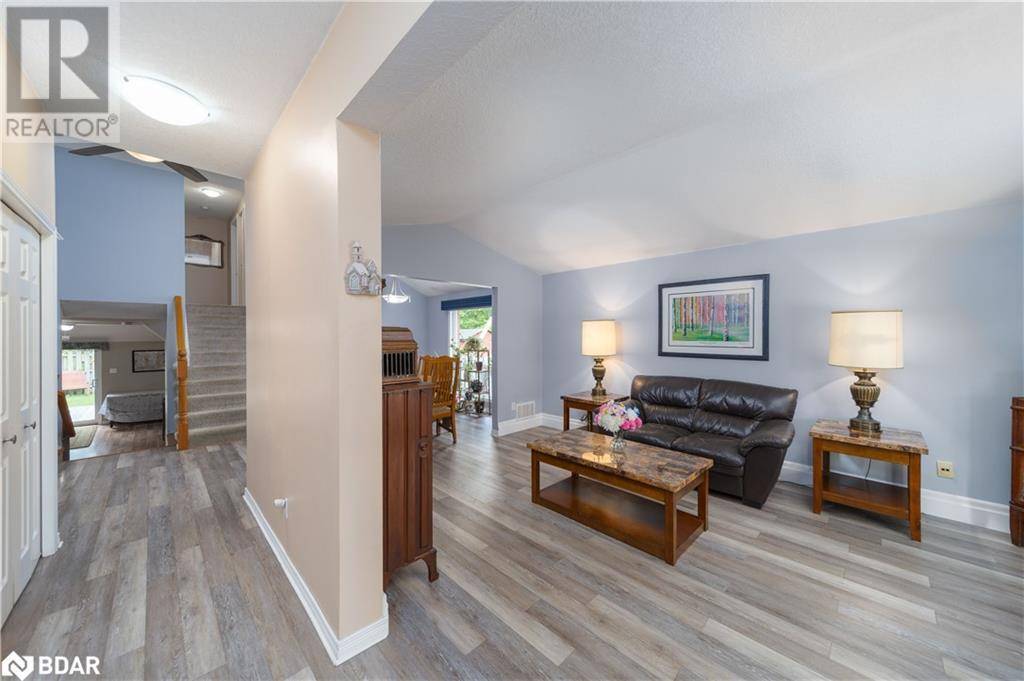 New Tecumseth, ON L9R1K4,137 QUEEN STREET